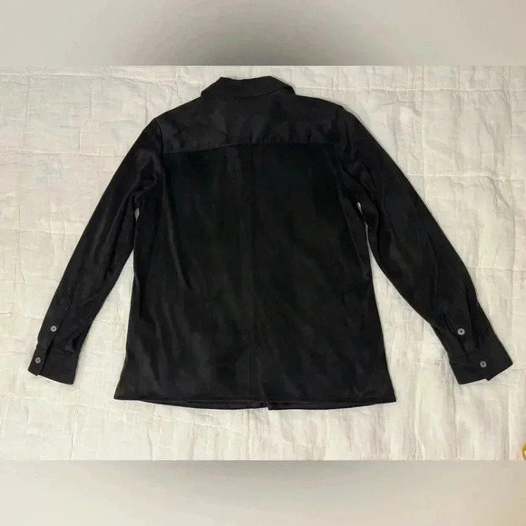 2/$12 Foxcroft Faux Suede Button Down Shirt 6 Black Relaxed Fit Classic Preppy - Picture 2 of 10